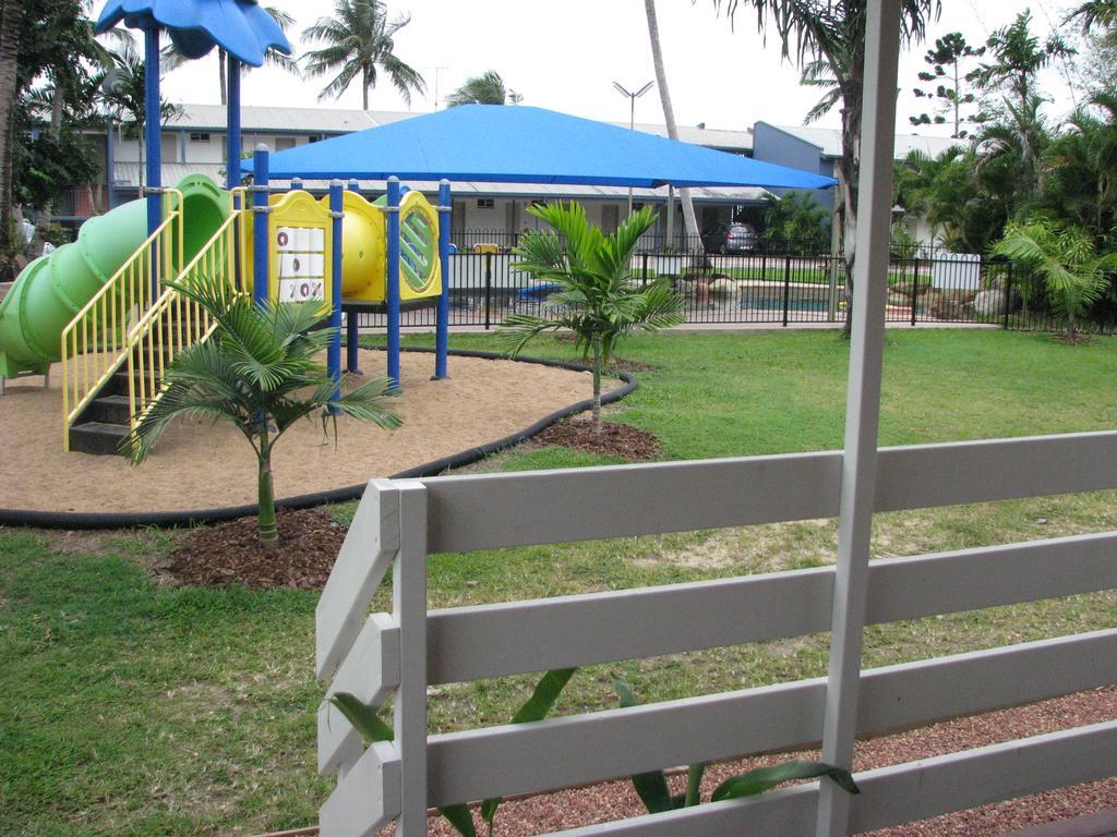 Cardwell Beachcomber Motel & Tourist Park Exterior photo