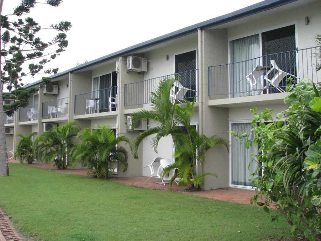 Cardwell Beachcomber Motel & Tourist Park Exterior photo